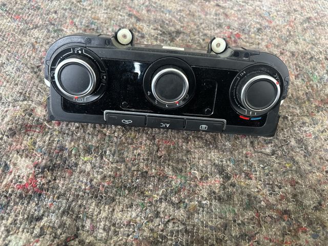 bontott VW GOLF VI Klíma Kapcsoló