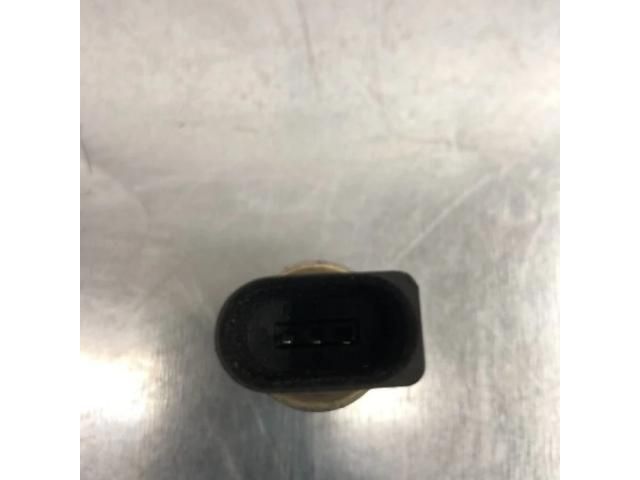 bontott VW GOLF VI Klíma Nyomásérzékelő Kapcsoló