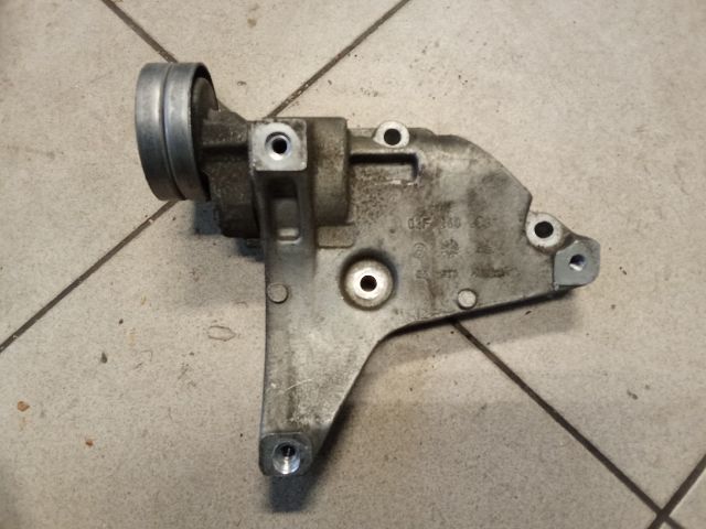 bontott VW GOLF VI Klímakompresszor Tartó Bak