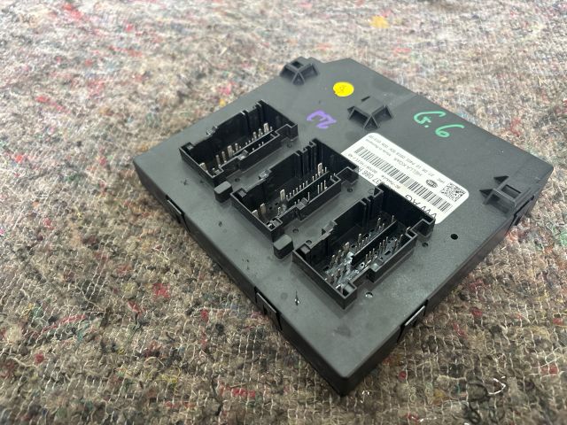 bontott VW GOLF VI Komfort Elektronika