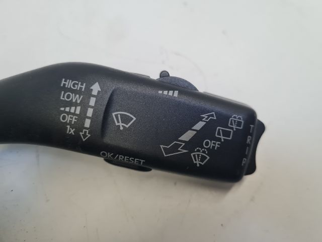 bontott VW GOLF VI Komplett Kormánykapcsoló (Bajuszkapcsoló)