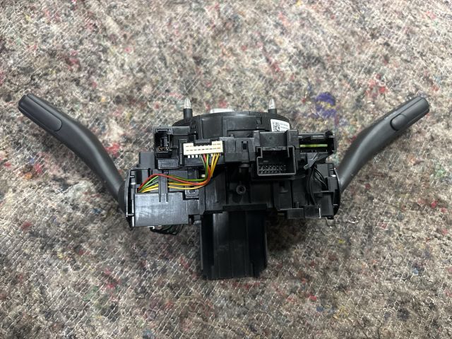 bontott VW GOLF VI Komplett Kormánykapcsoló (Bajuszkapcsoló)