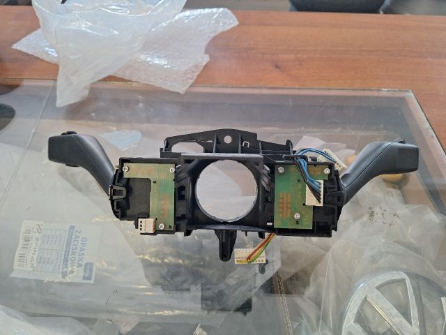 bontott VW GOLF VI Komplett Kormánykapcsoló (Bajuszkapcsoló)