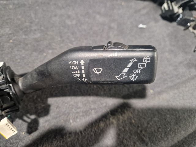 bontott VW GOLF VI Komplett Kormánykapcsoló (Bajuszkapcsoló)