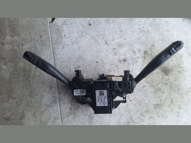 bontott VW GOLF VI Komplett Kormánykapcsoló (Bajuszkapcsoló)