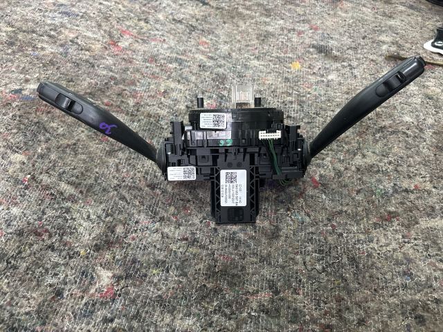 bontott VW GOLF VI Komplett Kormánykapcsoló (Bajuszkapcsoló)