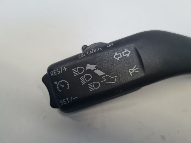 bontott VW GOLF VI Komplett Kormánykapcsoló (Bajuszkapcsoló)