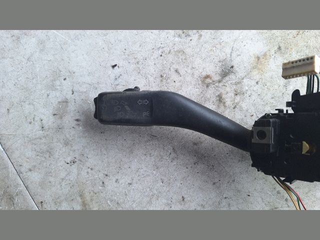 bontott VW GOLF VI Komplett Kormánykapcsoló (Bajuszkapcsoló)