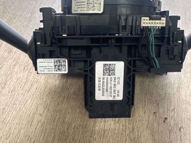 bontott VW GOLF VI Komplett Kormánykapcsoló (Bajuszkapcsoló)