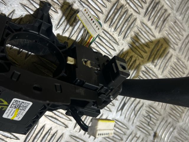 bontott VW GOLF VI Komplett Kormánykapcsoló (Bajuszkapcsoló)