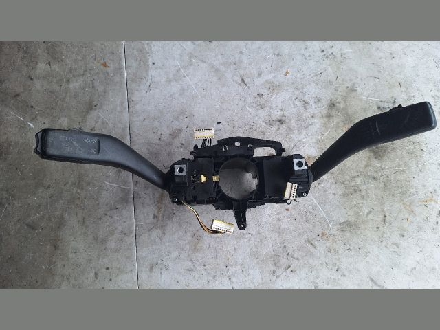 bontott VW GOLF VI Komplett Kormánykapcsoló (Bajuszkapcsoló)