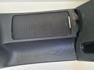 bontott VW GOLF VI Könyöklő