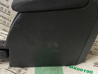 bontott VW GOLF VI Könyöklő