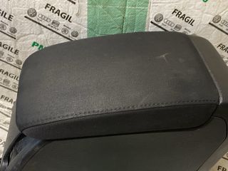 bontott VW GOLF VI Könyöklő