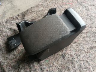 bontott VW GOLF VI Könyöklő