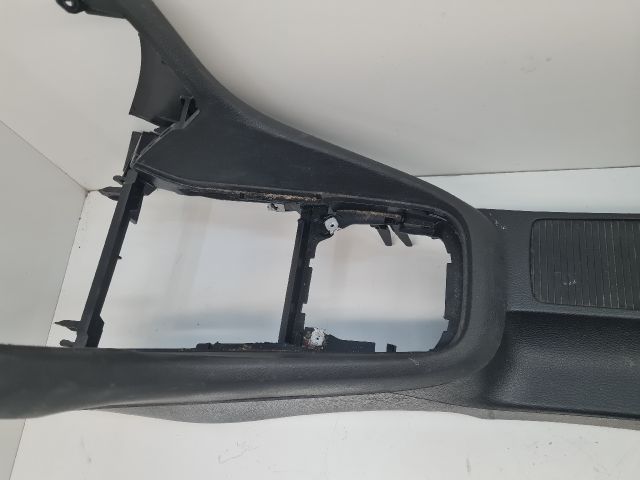 bontott VW GOLF VI Könyöklő