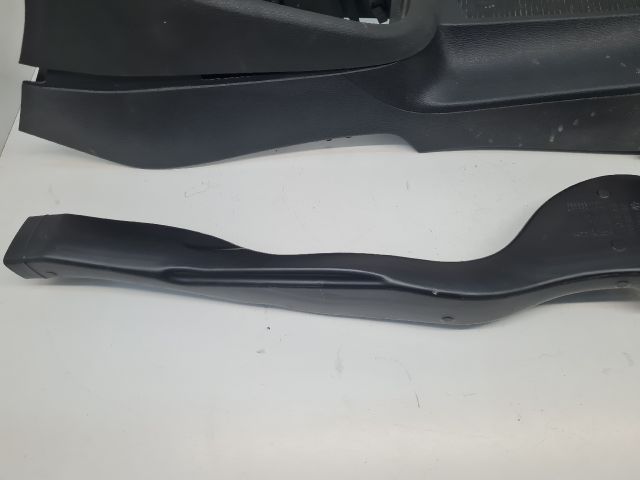 bontott VW GOLF VI Könyöklő