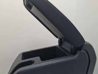 bontott VW GOLF VI Könyöklő