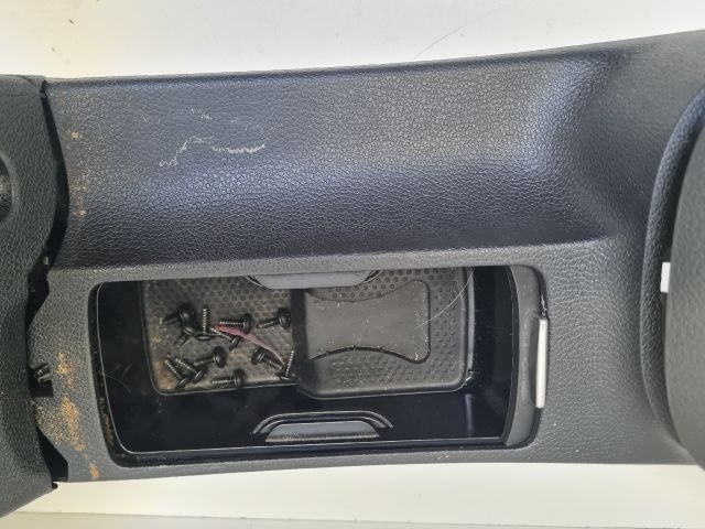 bontott VW GOLF VI Könyöklő