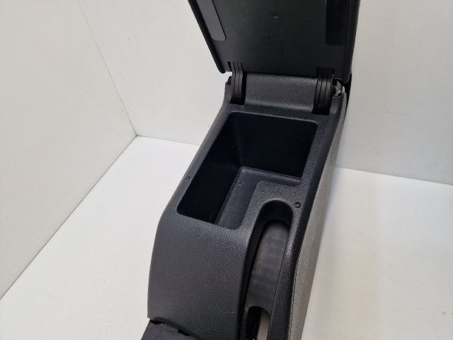 bontott VW GOLF VI Könyöklő