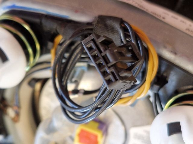 bontott VW GOLF VI Kormánylégzsák