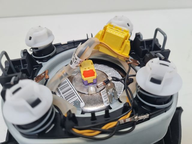 bontott VW GOLF VI Kormánylégzsák