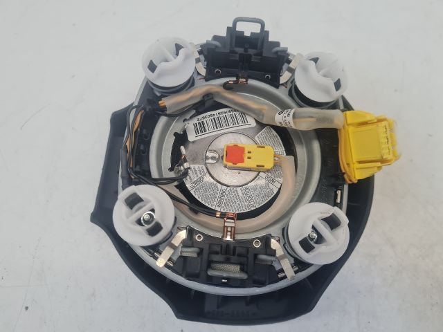 bontott VW GOLF VI Kormánylégzsák