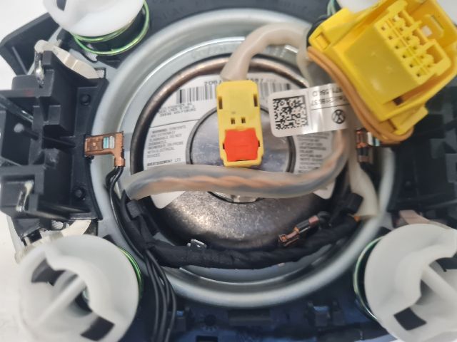 bontott VW GOLF VI Kormánylégzsák