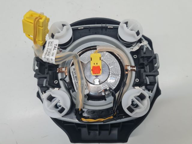 bontott VW GOLF VI Kormánylégzsák