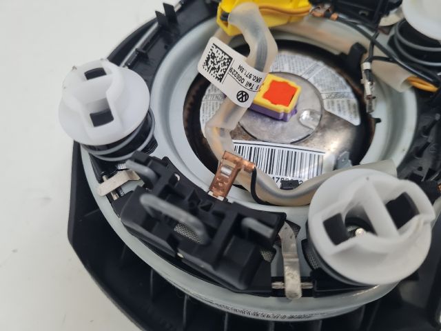 bontott VW GOLF VI Kormánylégzsák