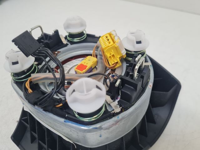 bontott VW GOLF VI Kormánylégzsák