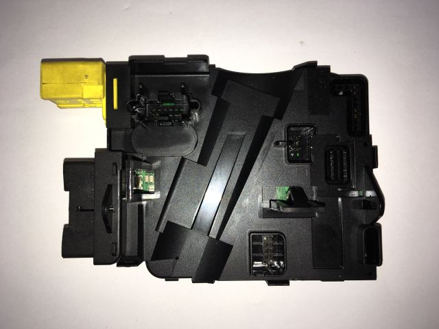 bontott VW GOLF VI Kormányoszlop Vezérlő