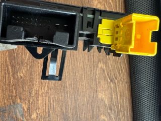 bontott VW GOLF VI Kormányoszlop Vezérlő