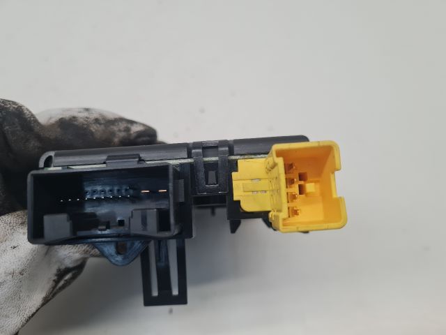 bontott VW GOLF VI Kormányoszlop Vezérlő