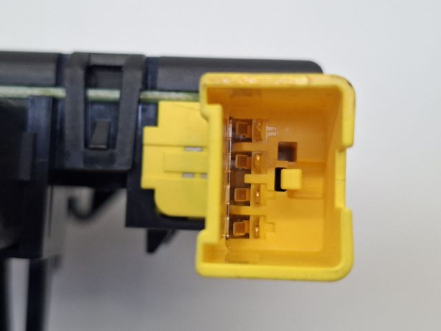 bontott VW GOLF VI Kormányoszlop Vezérlő