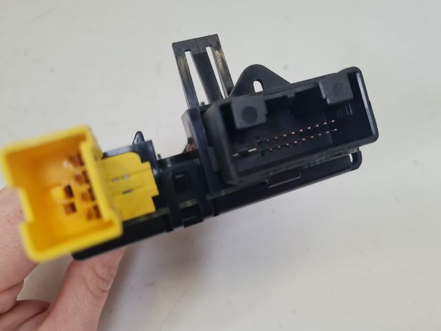 bontott VW GOLF VI Kormányoszlop Vezérlő