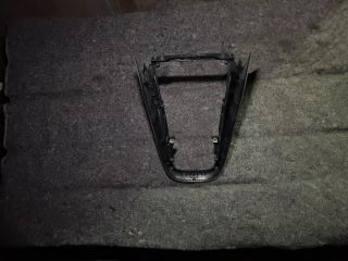 bontott VW GOLF VI Középkonzol Keret