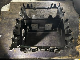 bontott VW GOLF VI Középkonzol Keret