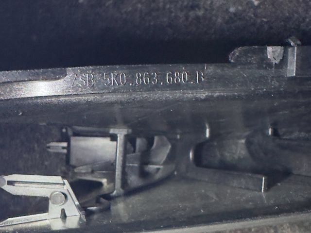 bontott VW GOLF VI Középkonzol Keret