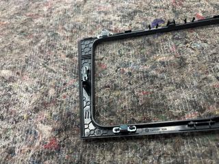 bontott VW GOLF VI Középkonzol Keret