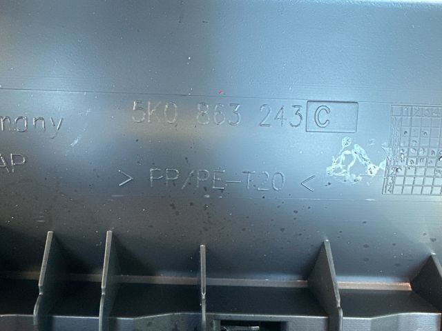 bontott VW GOLF VI Középső Kardánbox Burkolat