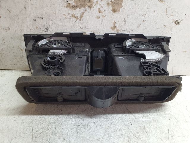 bontott VW GOLF VI Középső Szellőző