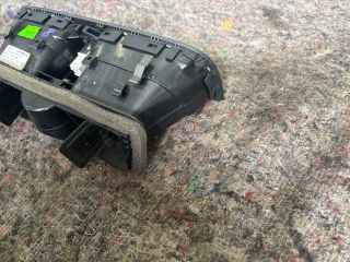 bontott VW GOLF VI Középső Szellőző