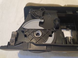 bontott VW GOLF VI Középső Szellőző