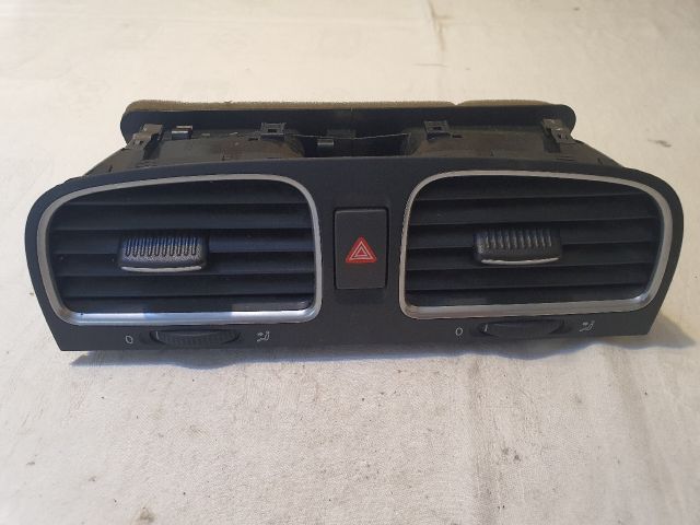 bontott VW GOLF VI Középső Szellőző