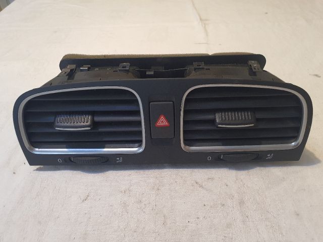 bontott VW GOLF VI Középső Szellőző