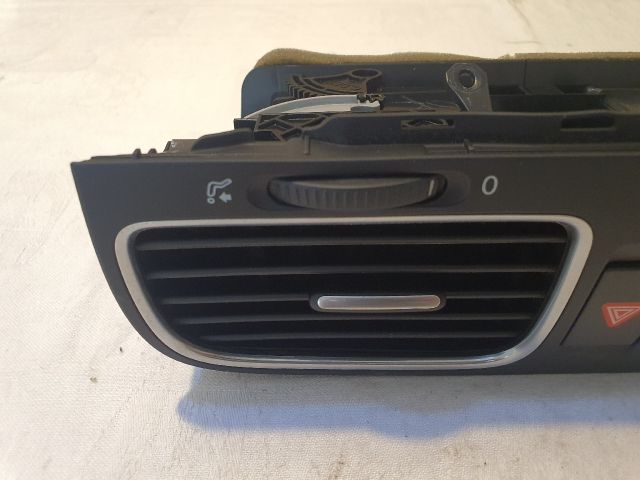 bontott VW GOLF VI Középső Szellőző