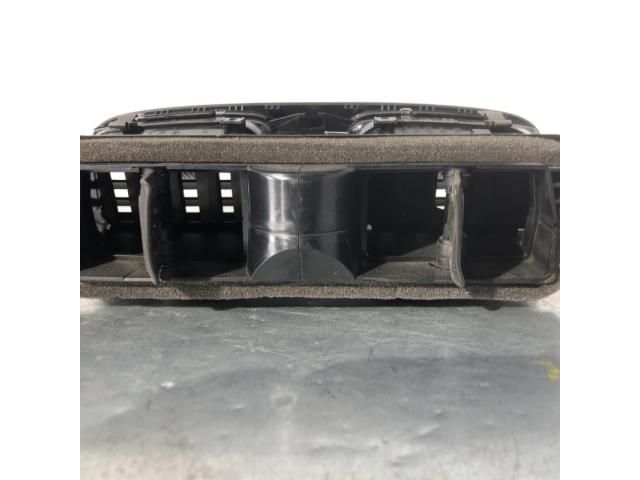 bontott VW GOLF VI Középső Szellőző