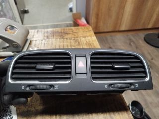bontott VW GOLF VI Középső Szellőző