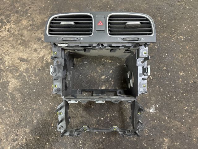 bontott VW GOLF VI Középső Szellőző
